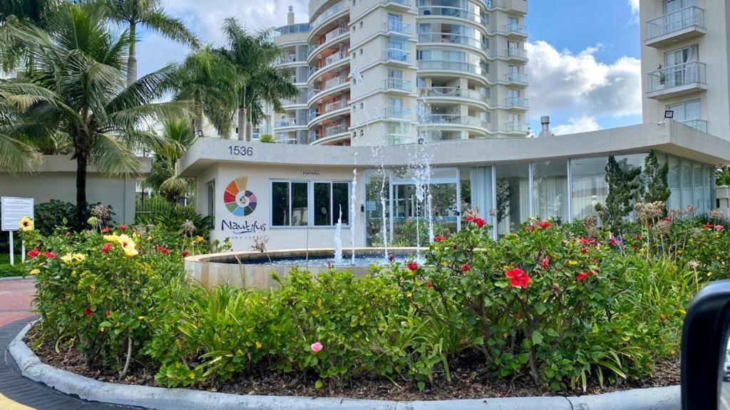 פנייה Beto Carrero, Praia, Piscina, Apartamento 3Q, 2 Vagas, Na Quadra Do Mar, Playground E Academia, Home Club Nautilus מראה חיצוני תמונה